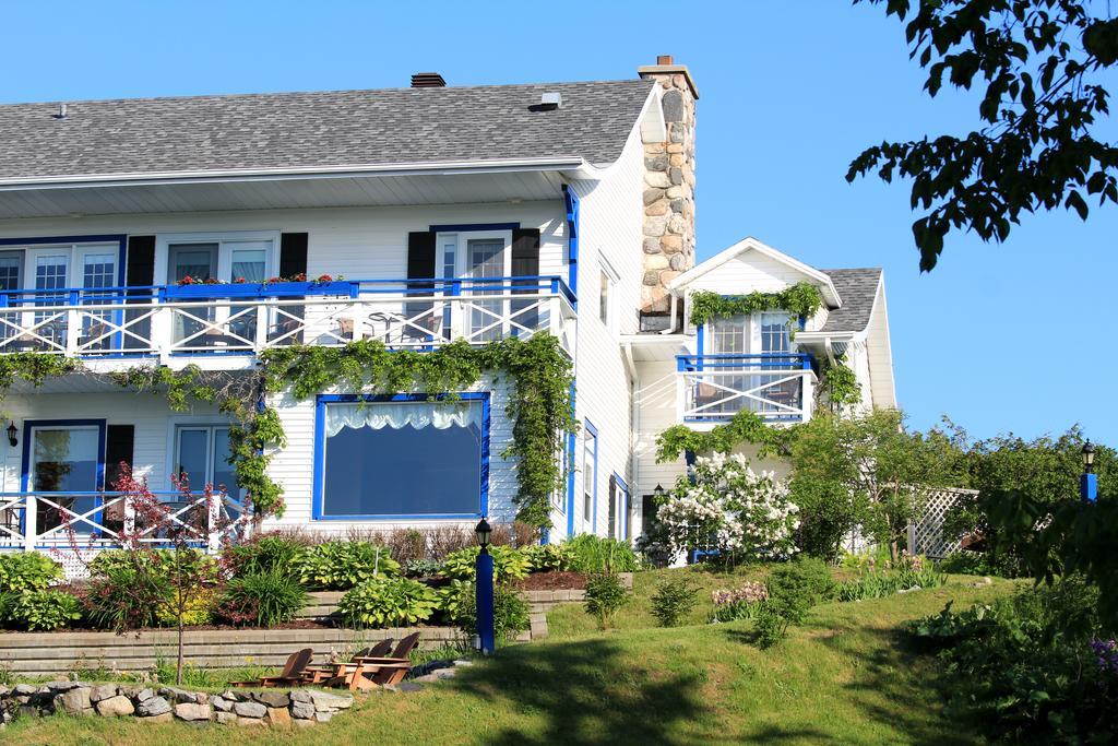 Auberge Fleurs De Lune La Malbaie Exterior foto