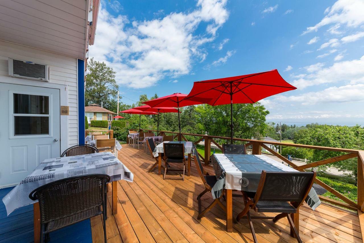 Auberge Fleurs De Lune La Malbaie Exterior foto